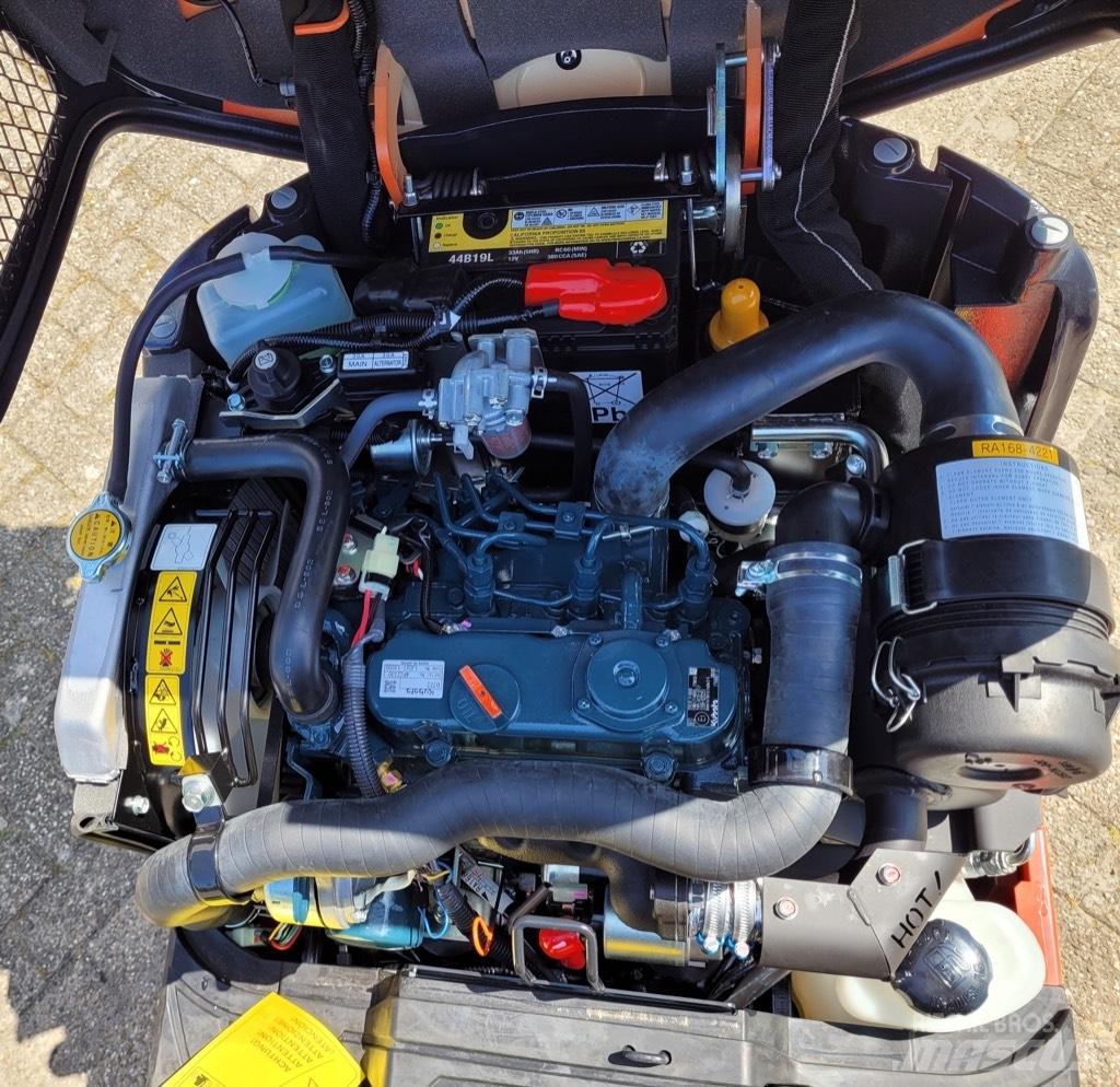 Kubota U10-5 小型挖掘机