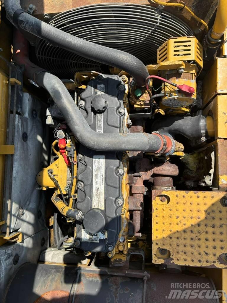 CAT 325 D L 履带挖掘机