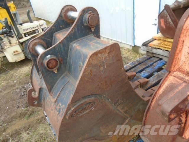 Komatsu PC 200 LC-8 履带挖掘机