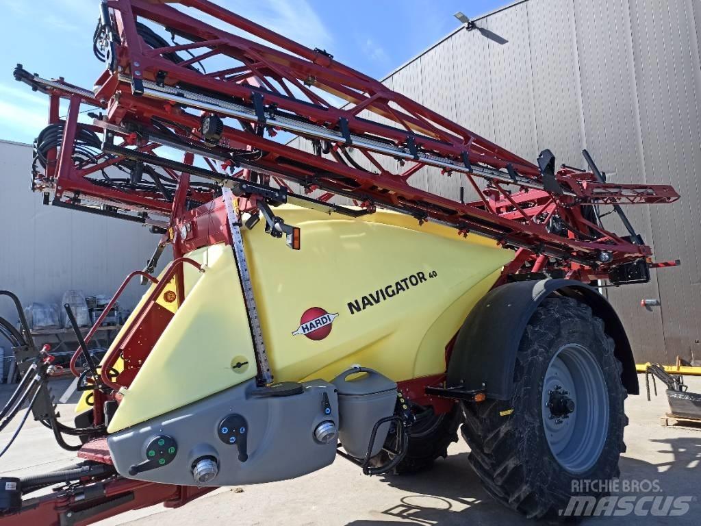 Hardi Navigator 4000 牵引式喷雾机