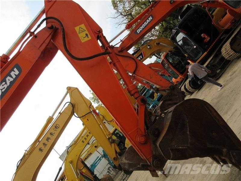 Doosan DH 150 LC-7 履带挖掘机