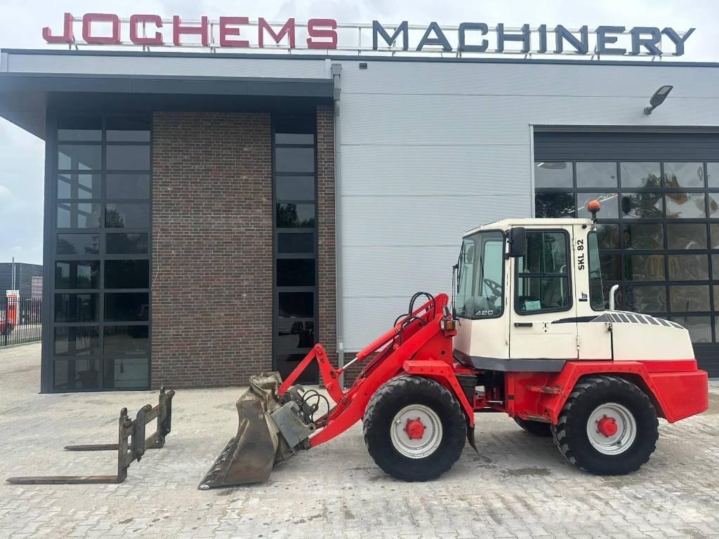 Schaeff SKL 823 轮式装载机