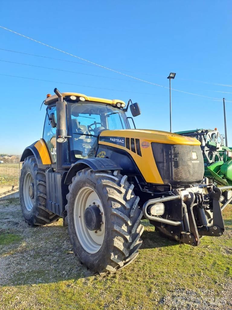 JCB Fastrac 8250 拖拉机/农用车