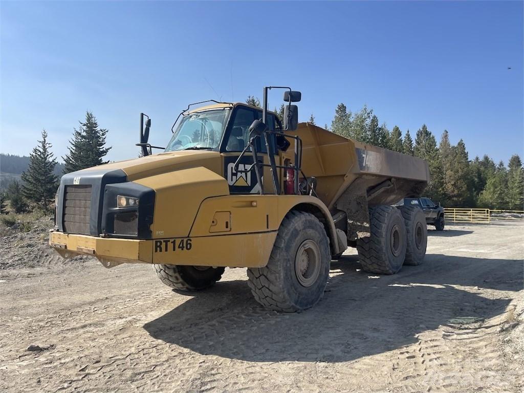 CAT 740B 铰接式自卸车