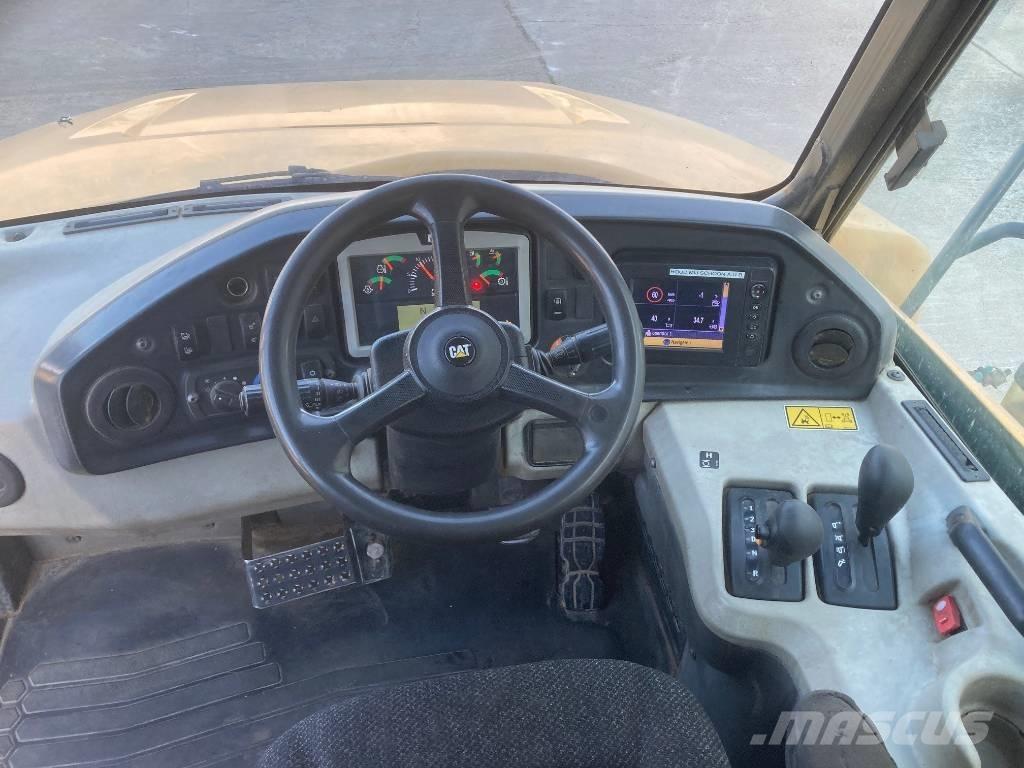 CAT 730 C 铰接式自卸车