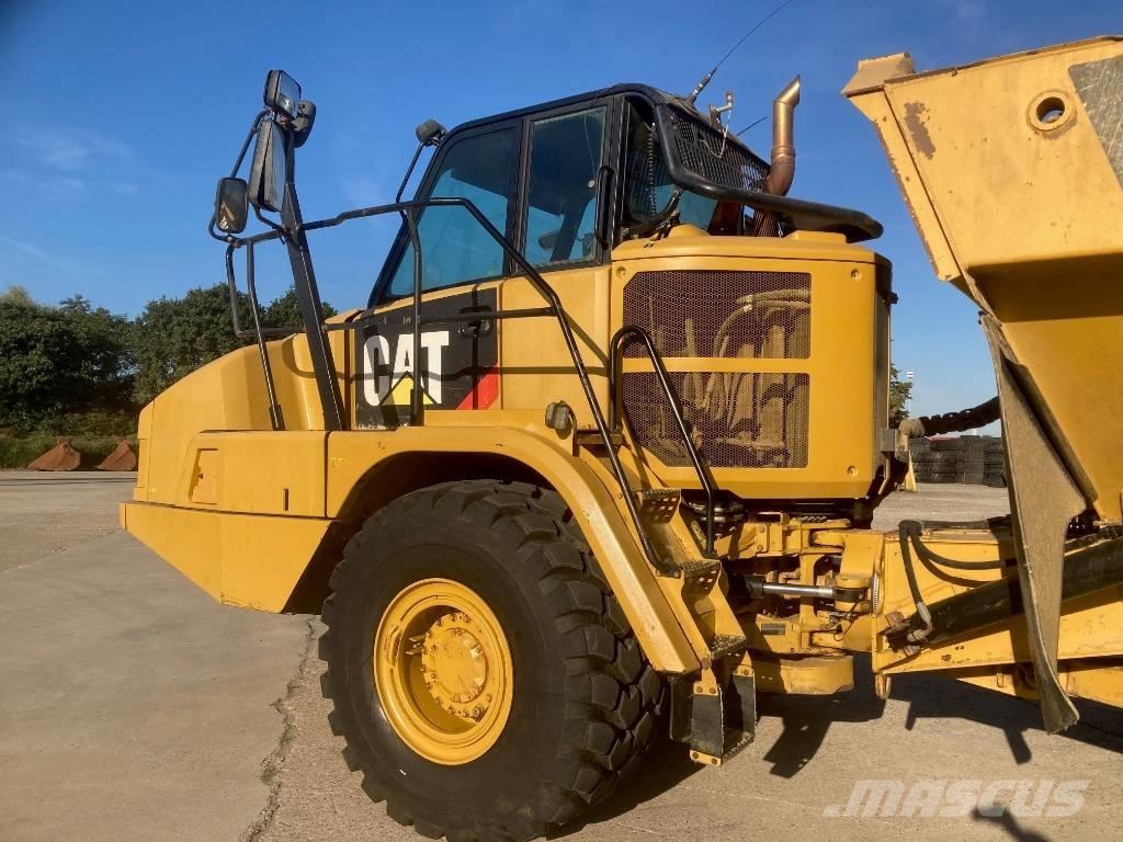 CAT 730 C 铰接式自卸车