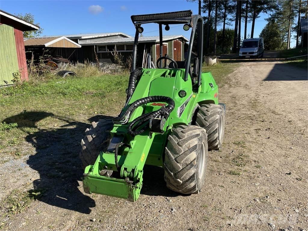 Avant 760i 小型装载机