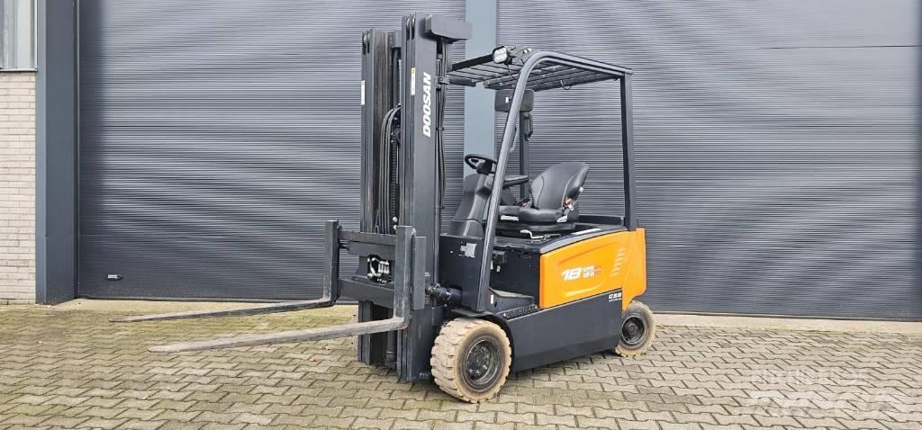 Doosan B 18 X-7 电动叉车