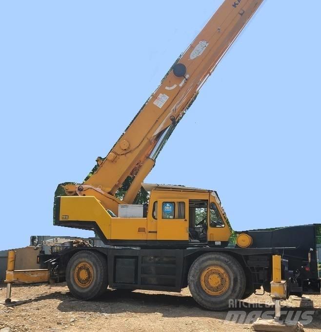 Kato KR35H-V 越野轮胎起重机︳越野吊︳越野起重机︳移动式起重机