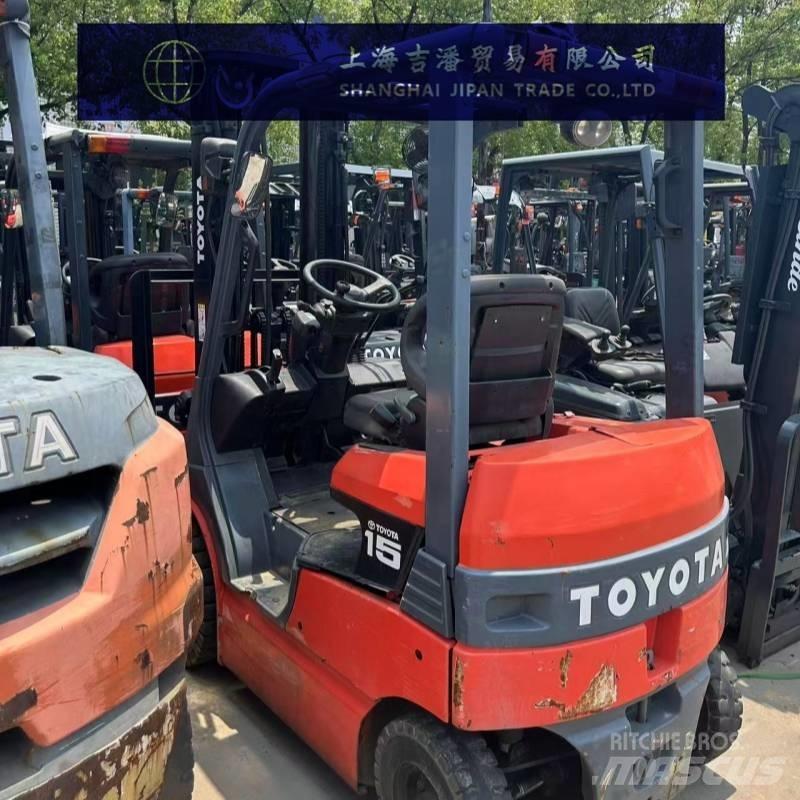 Toyota 7 FBL 15 电动叉车