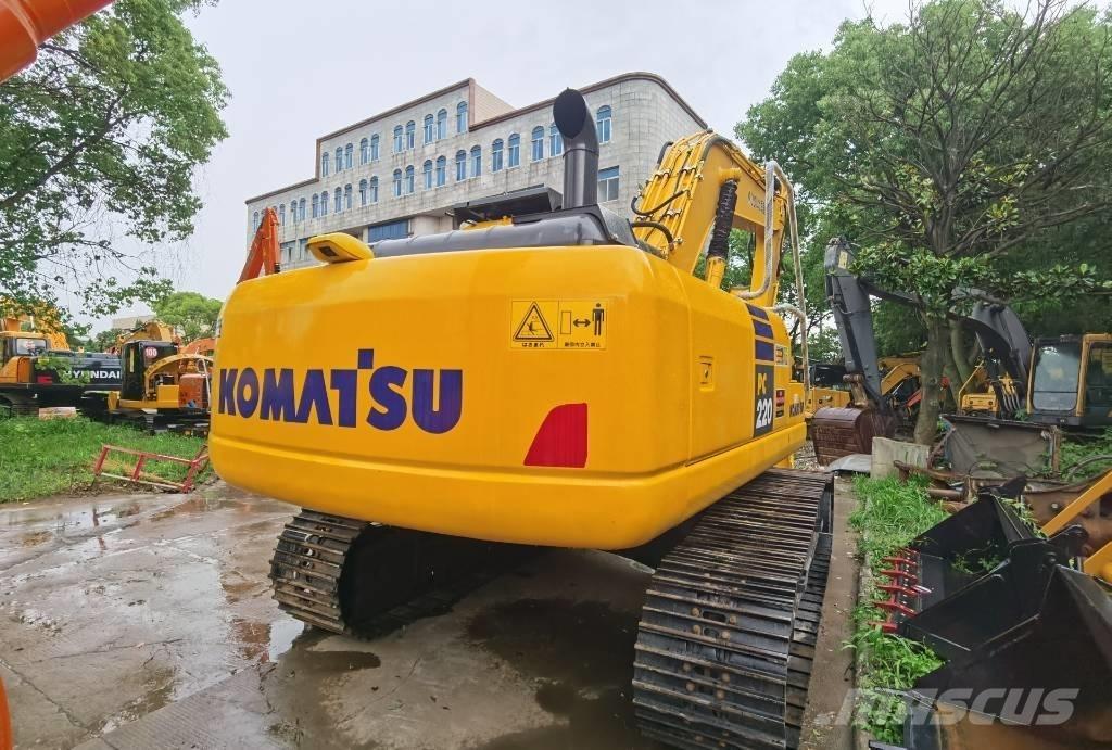 Komatsu PC 220-7 履带挖掘机