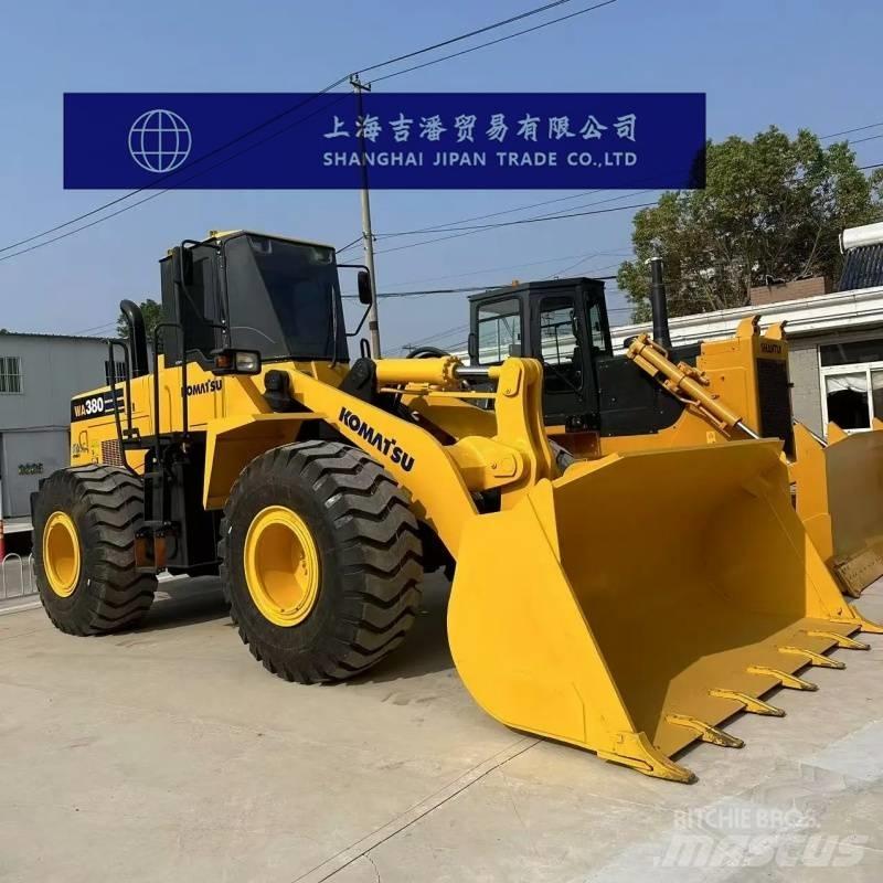 Komatsu WA 380 轮式装载机