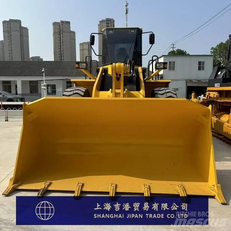 Komatsu WA 380 轮式装载机