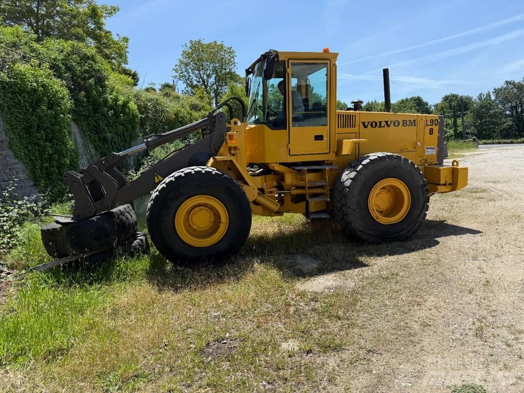 Volvo L90B 轮式装载机