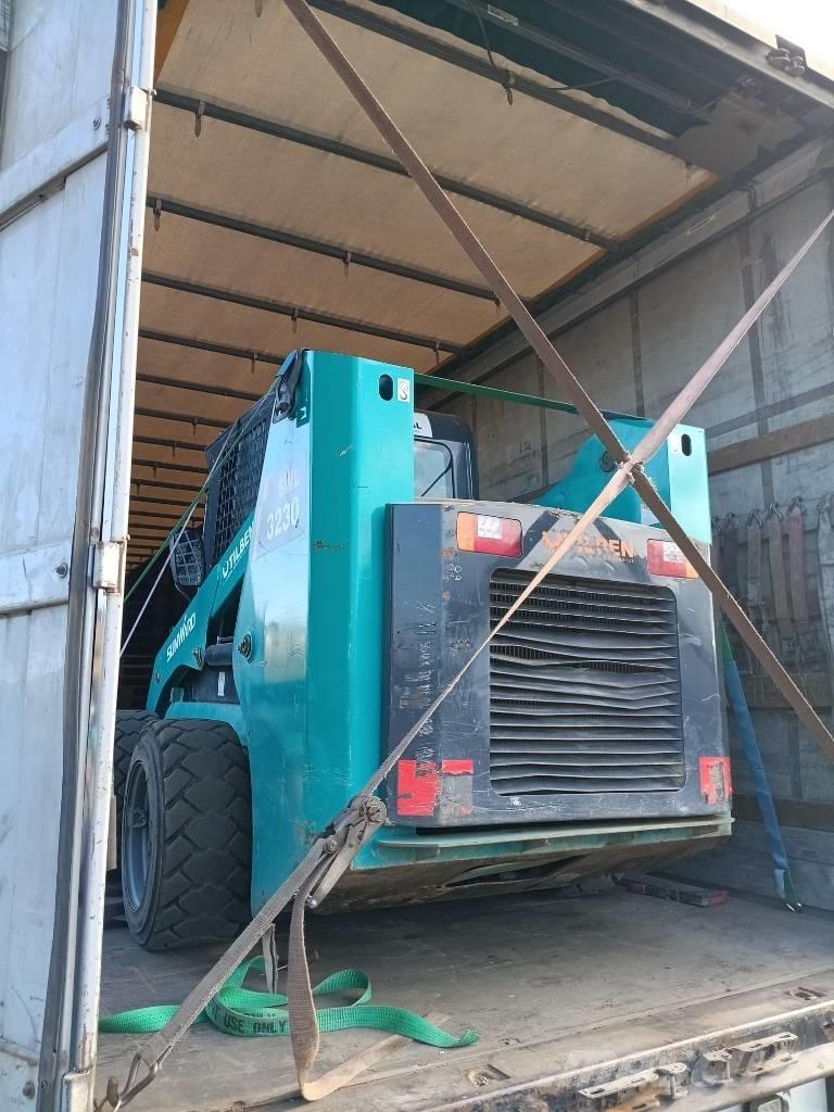 Sunward SWL3230 滑移装载机