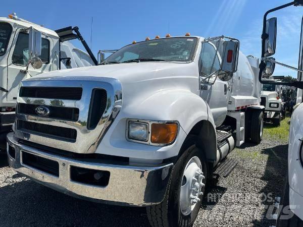 Ford F 750 垃圾车