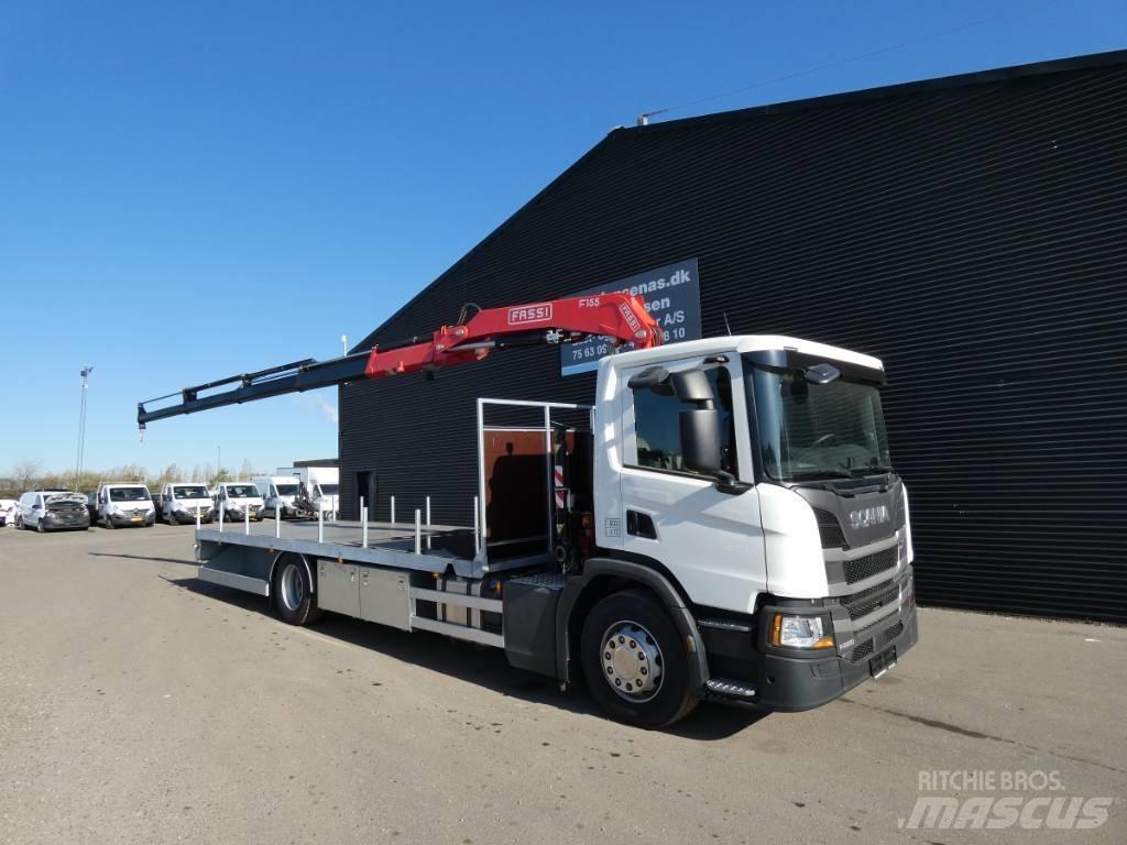 Scania p 220 起重车