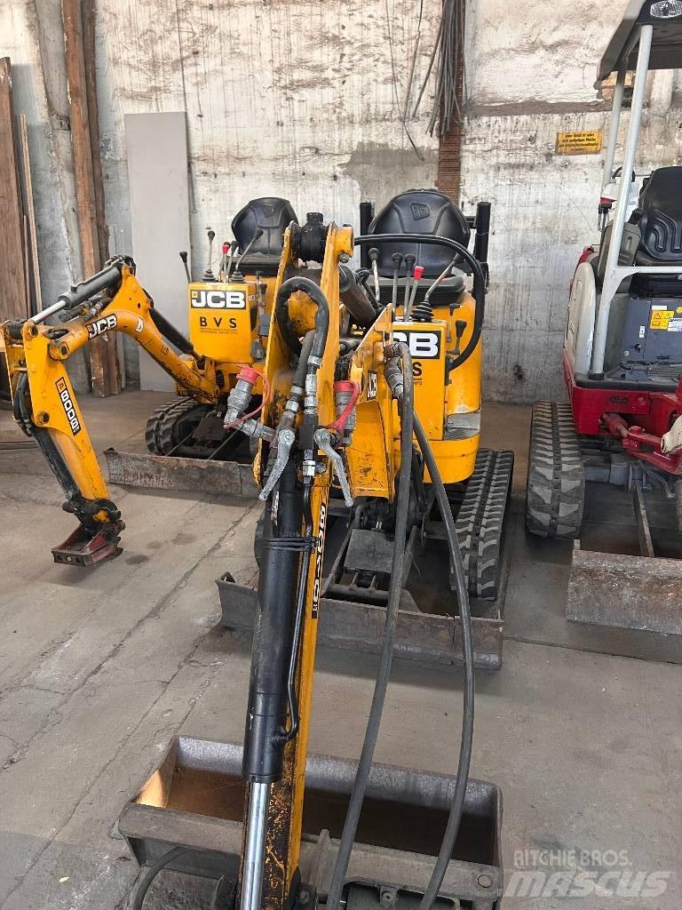 JCB 8010 CTS 小型挖掘机