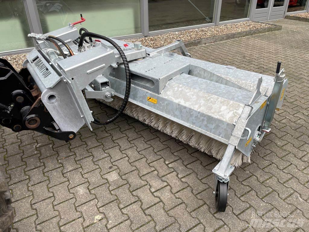 Manitou SCC 2600 伸缩臂叉装车|叉装车