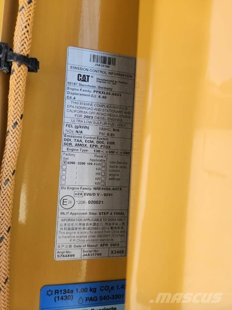 CAT M 318 轮式挖掘机