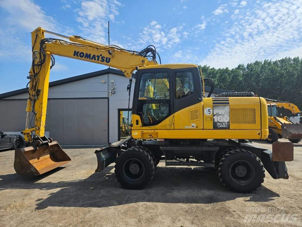 Komatsu PW 160-7 轮式挖掘机
