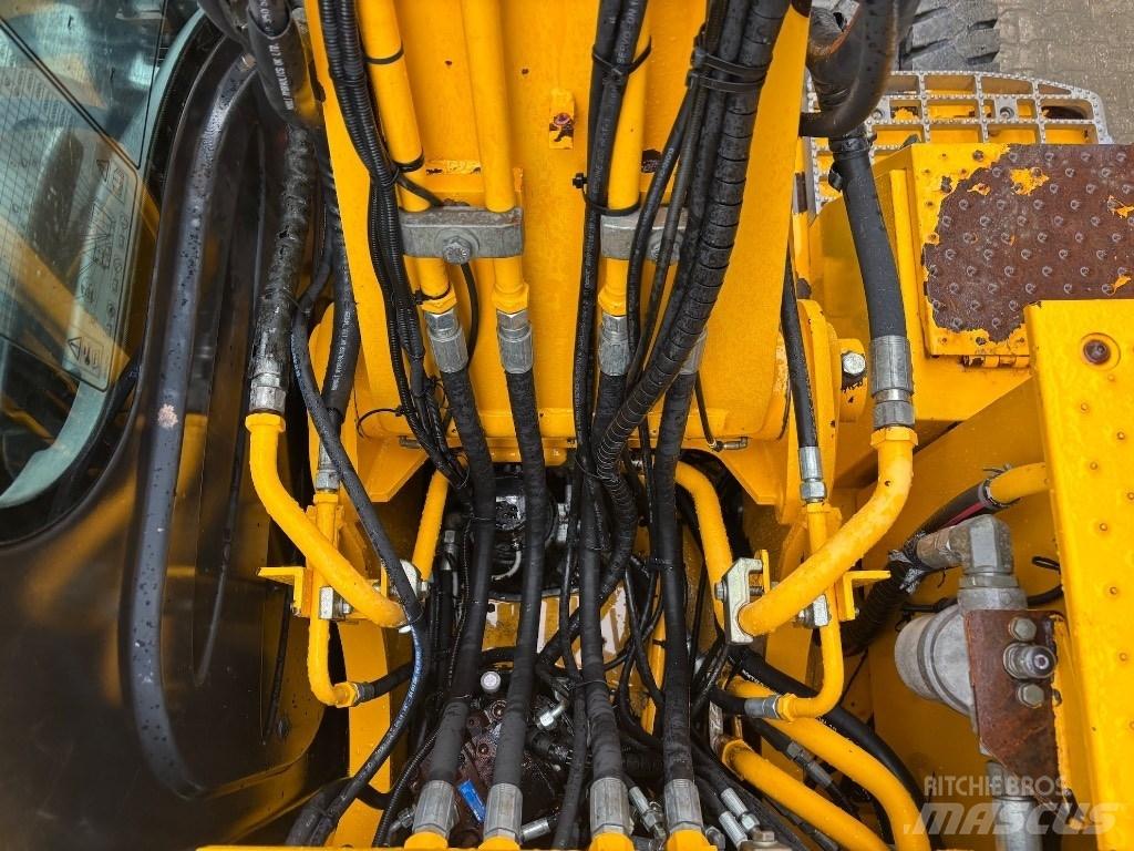 JCB JS 145 W - 160 W 轮式挖掘机