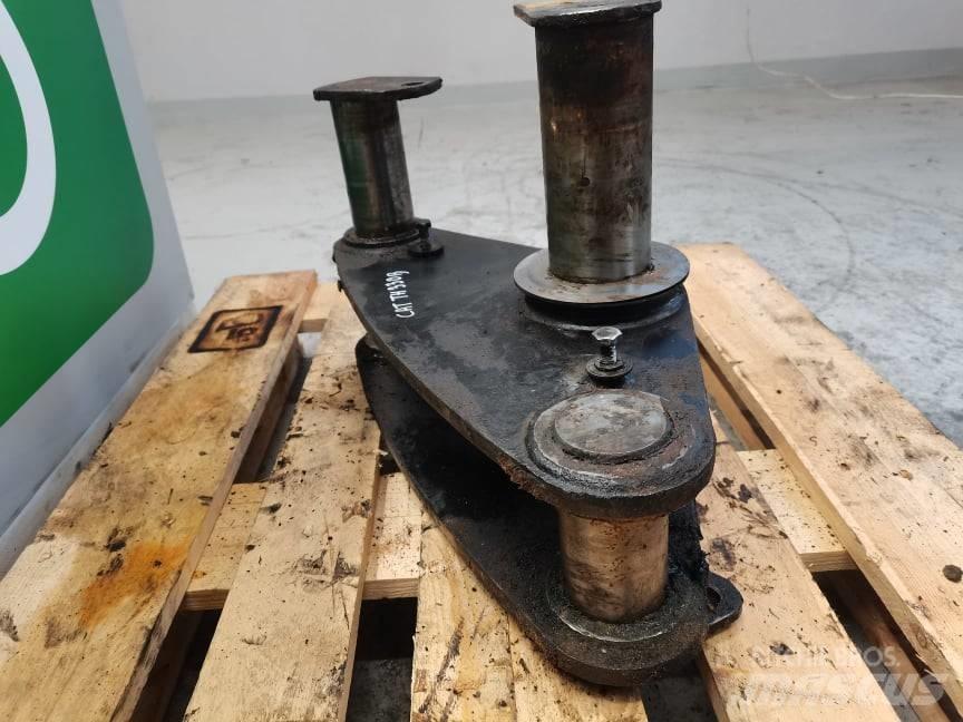 CAT TH 330 {Banan} 吊杆和铲斗
