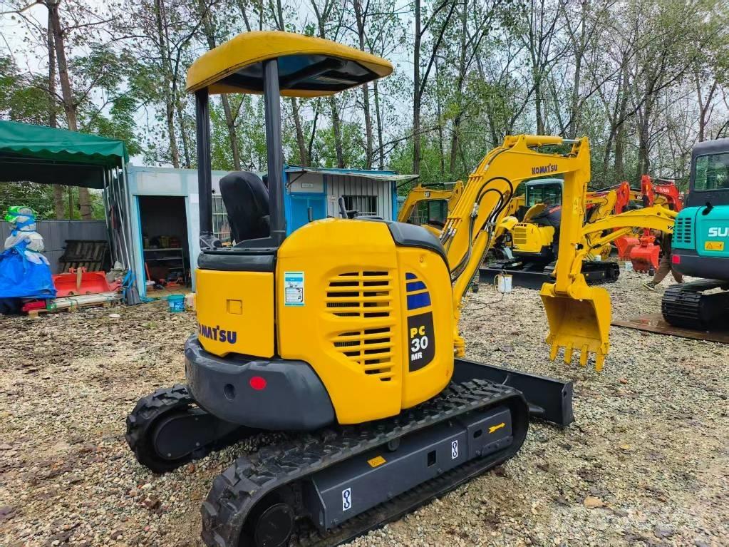 Komatsu PC 30 MR-3 小型挖掘机