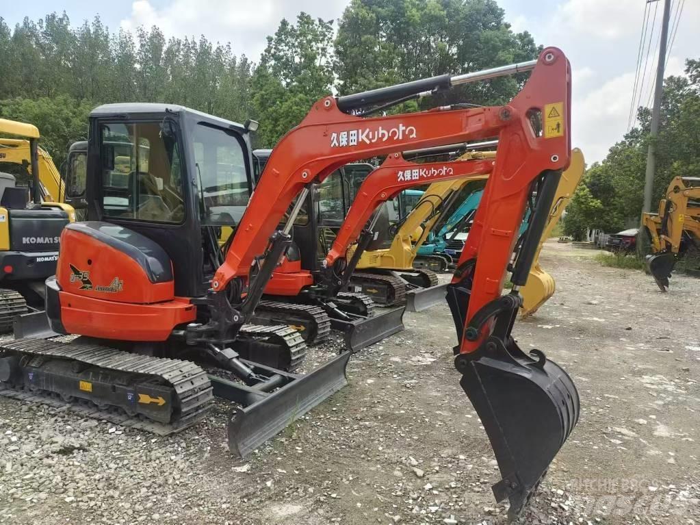Kubota U 35 小型挖掘机