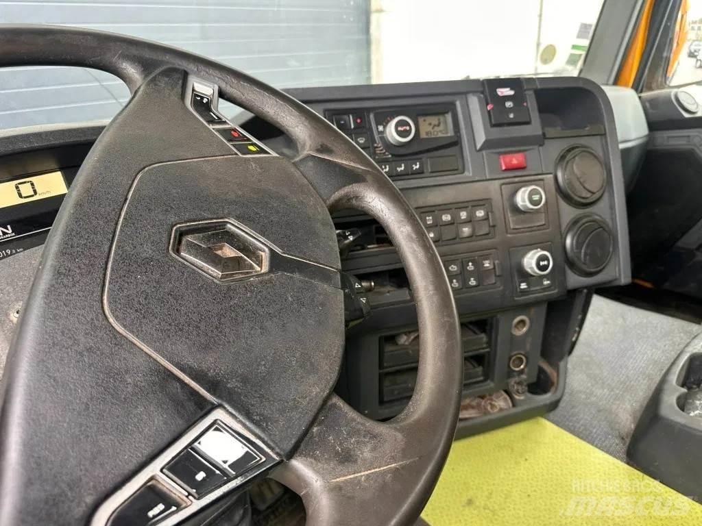 Renault Kerax 430 自卸式货车