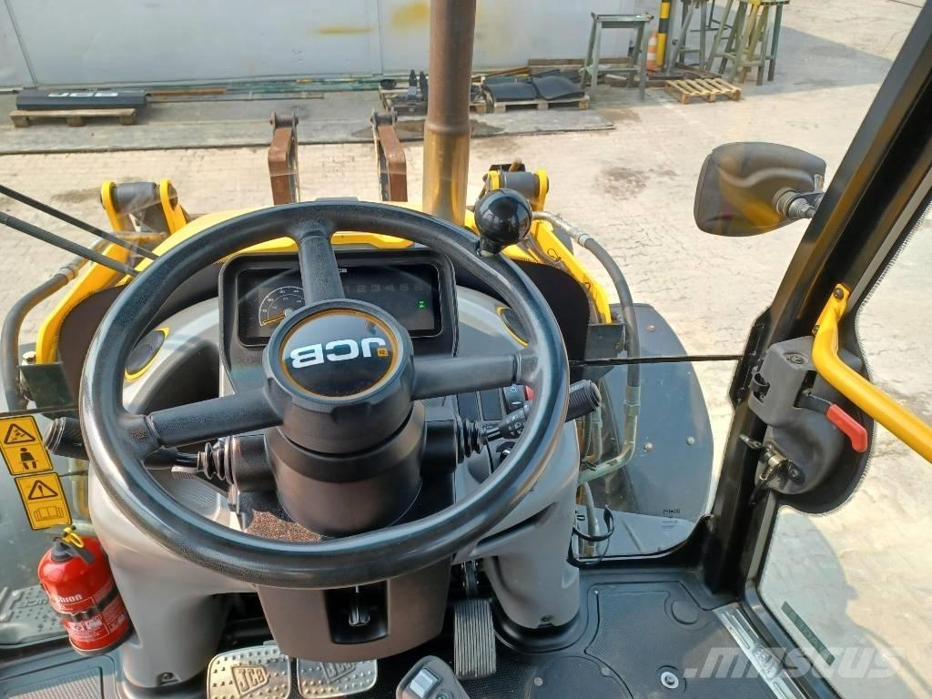 JCB 3CX PLUS AEC 反铲装载机