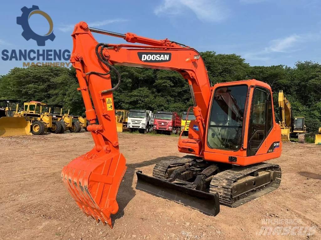 Doosan DH 80 中型挖掘机
