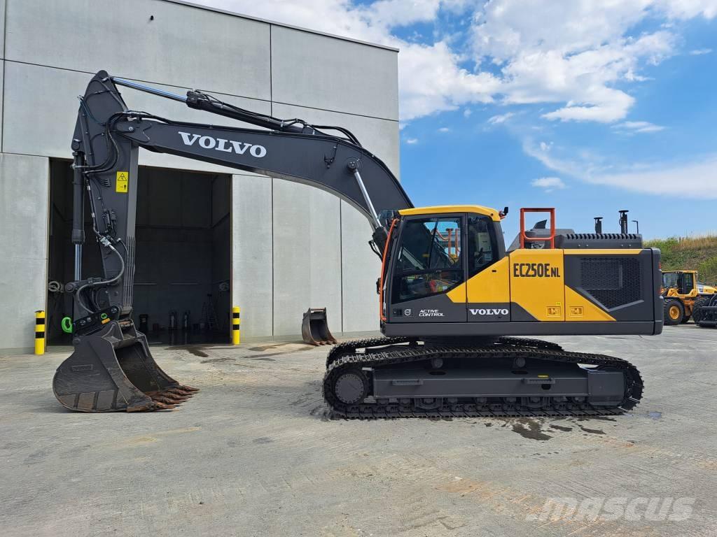 Volvo EC250ENL 履带挖掘机