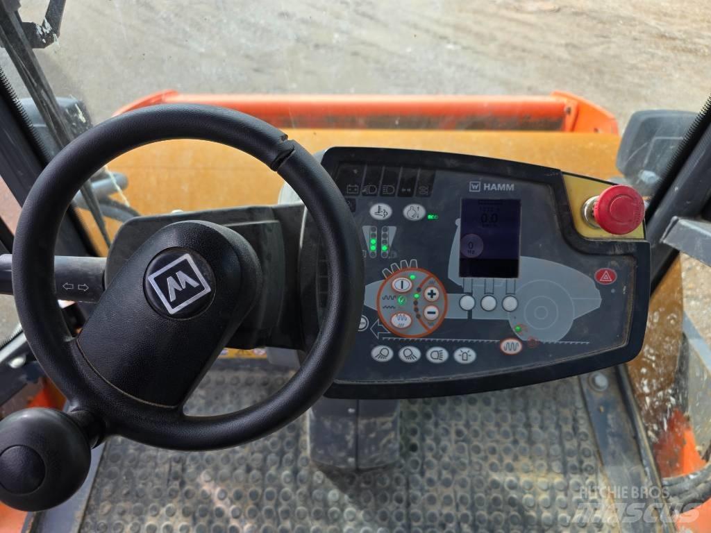 Hamm H13i VIO 单轮压路机