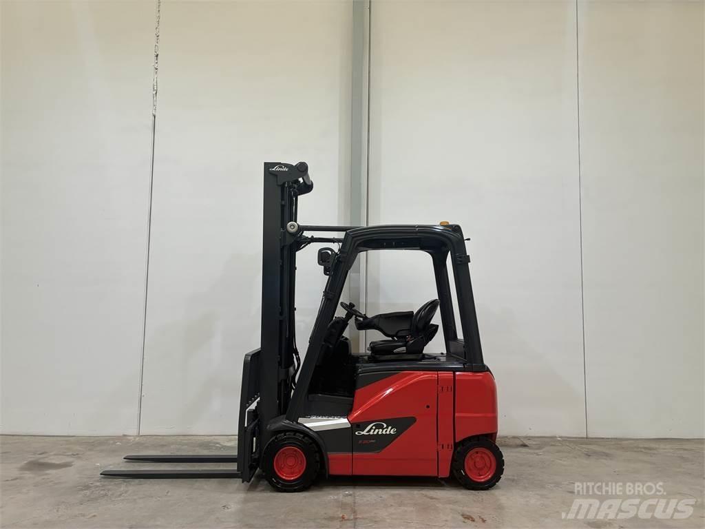 Linde E20PH 02 电动叉车