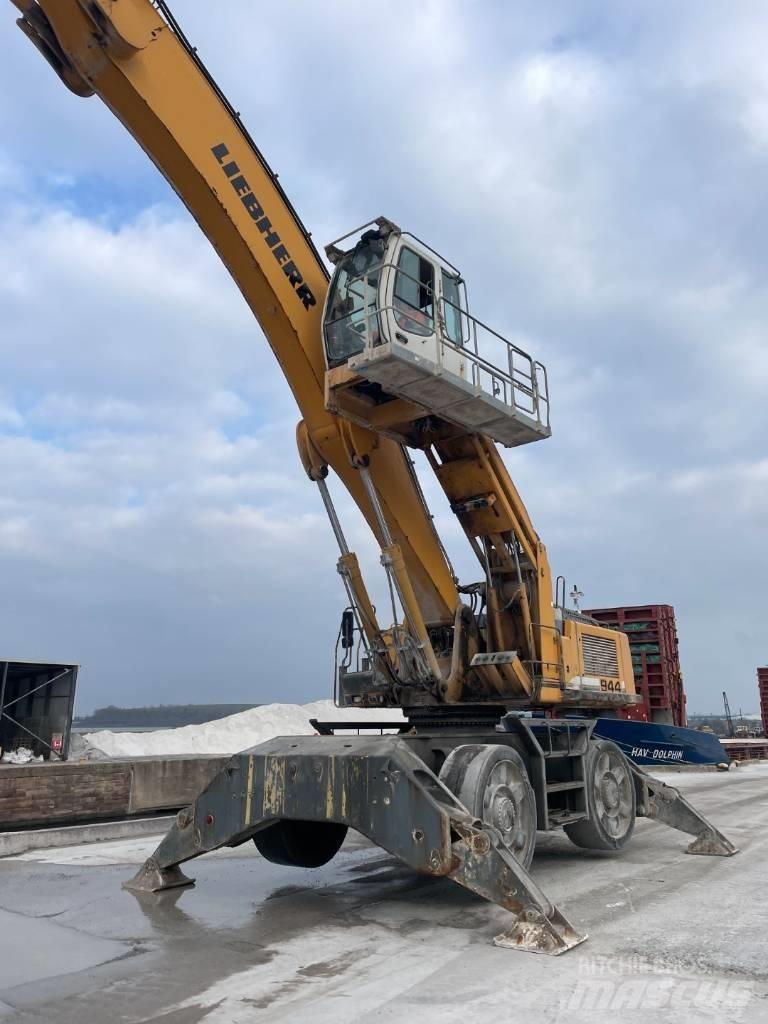 Liebherr A 944 C HD 工业挖掘机