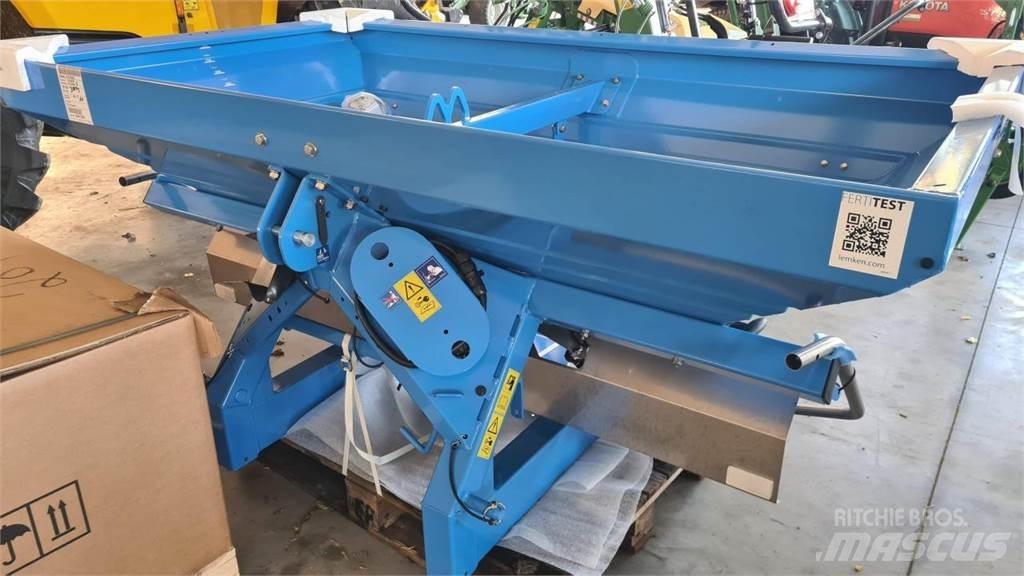 Lemken SPICA 8/900 矿物肥料撒播机