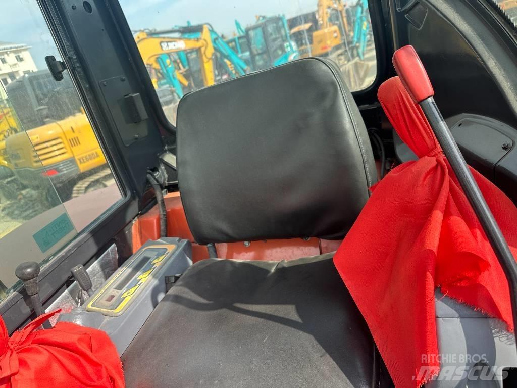 Kubota U 35 小型挖掘机