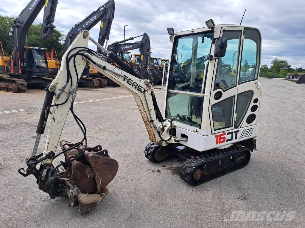 Terex TC16 小型挖掘机