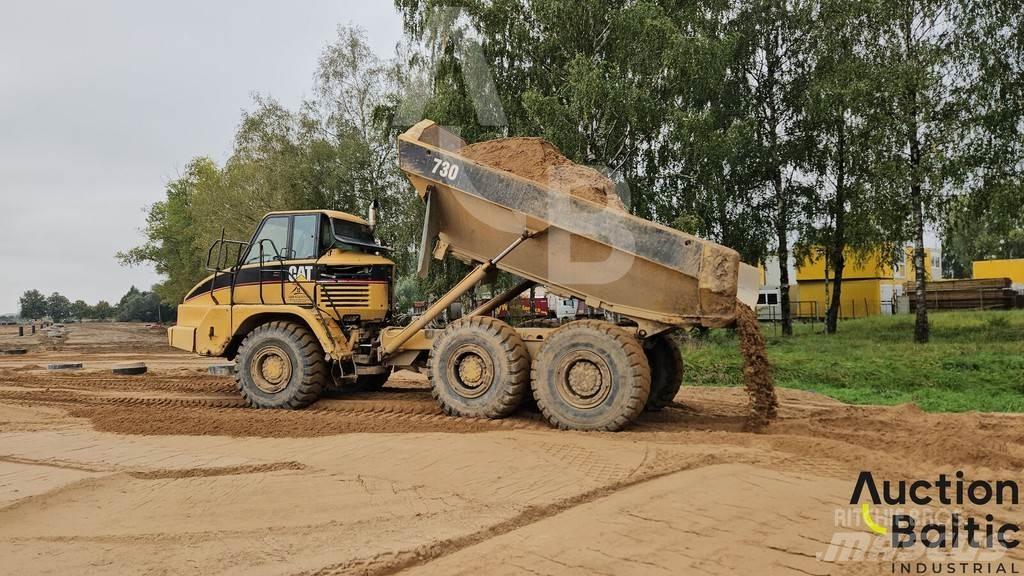 CAT 730 铰接式自卸车