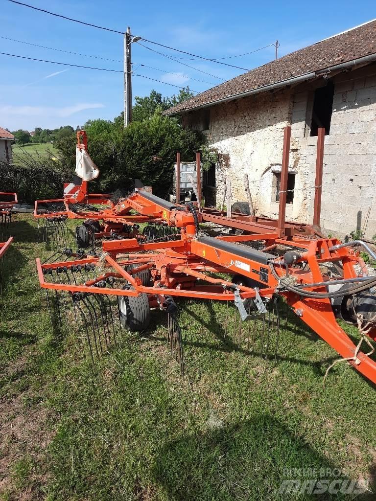 Kuhn GA6632 料堆整形机