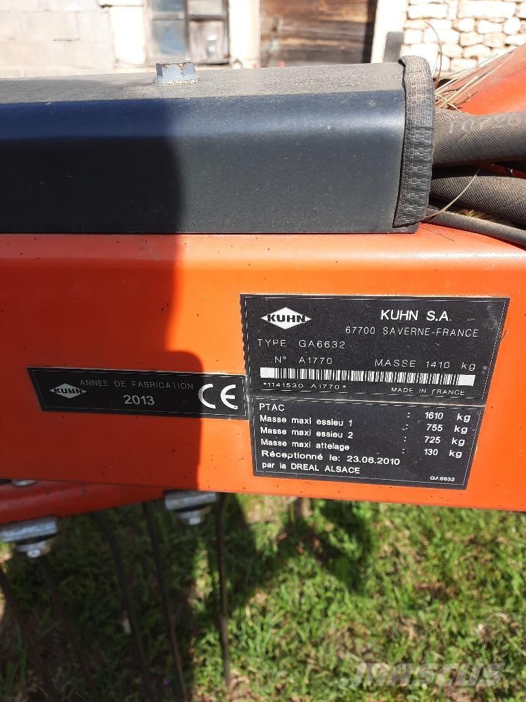 Kuhn GA6632 料堆整形机