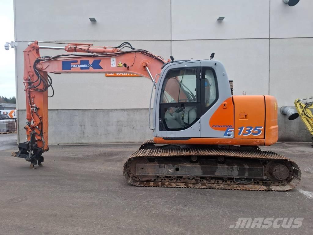 Fiat-Kobelco E 135 履带挖掘机