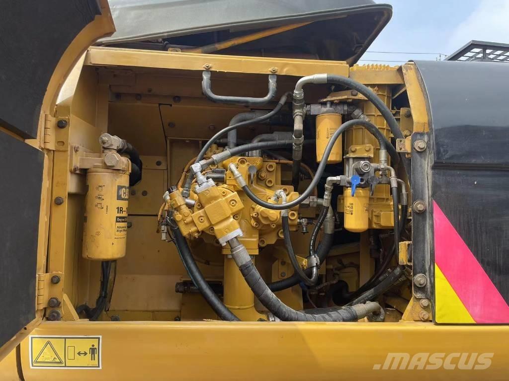 CAT 336 d 长臂挖掘机