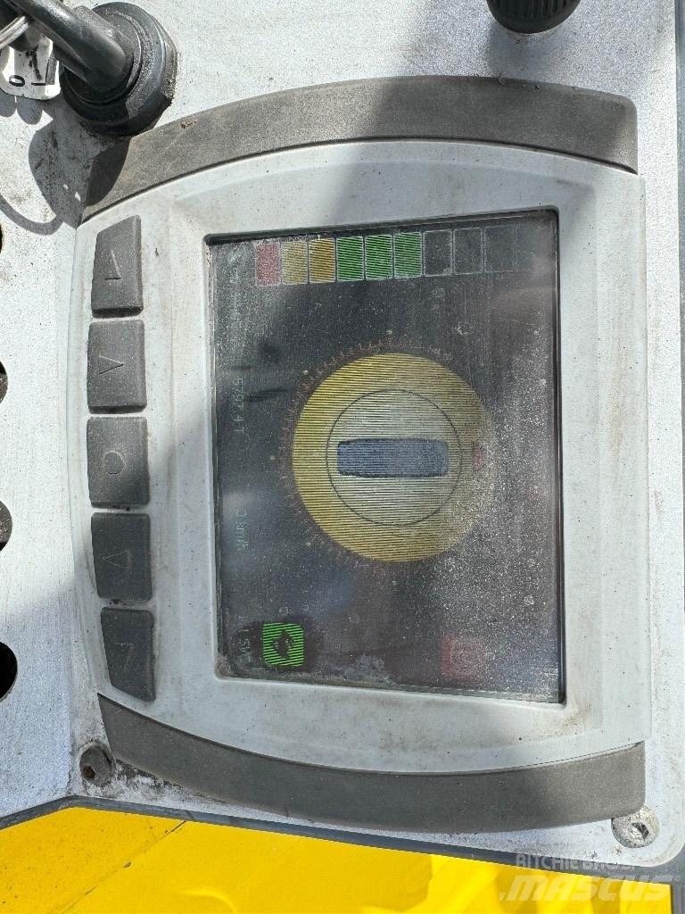Combilift CBE3000 四轮前移式叉车