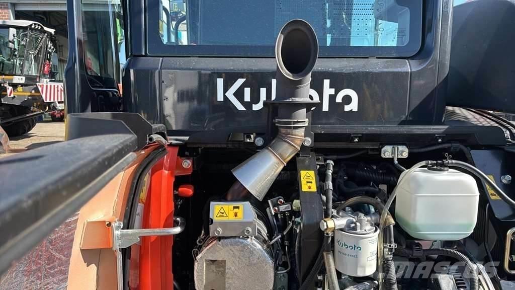 Kubota KX042-4 小型挖掘机