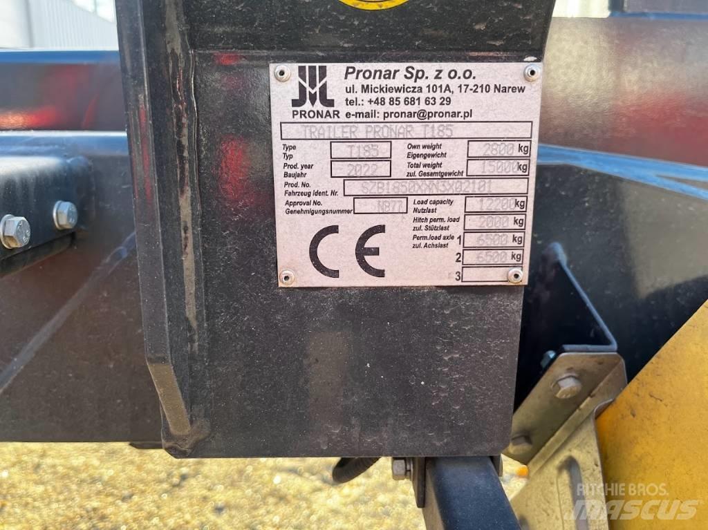 Pronar T 185 箱式拖车