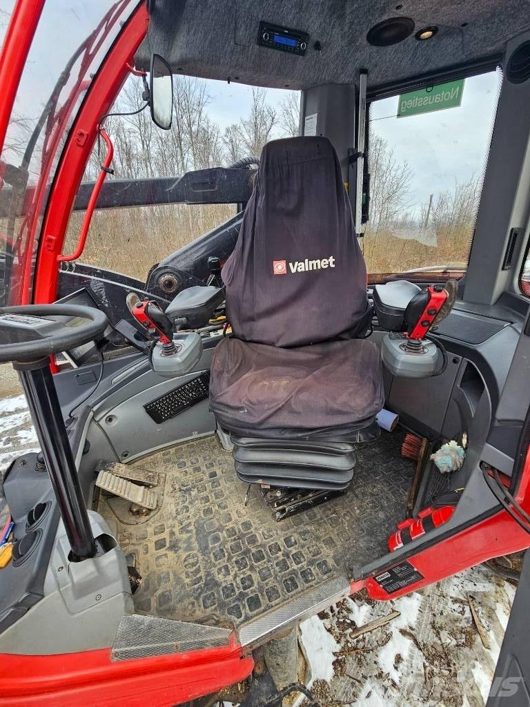 Komatsu 951 收割机