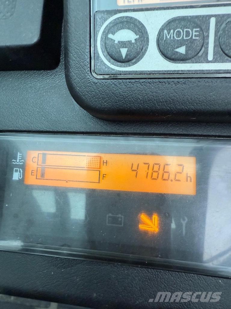 Toyota 02-8 FGJF 35 天然气叉车