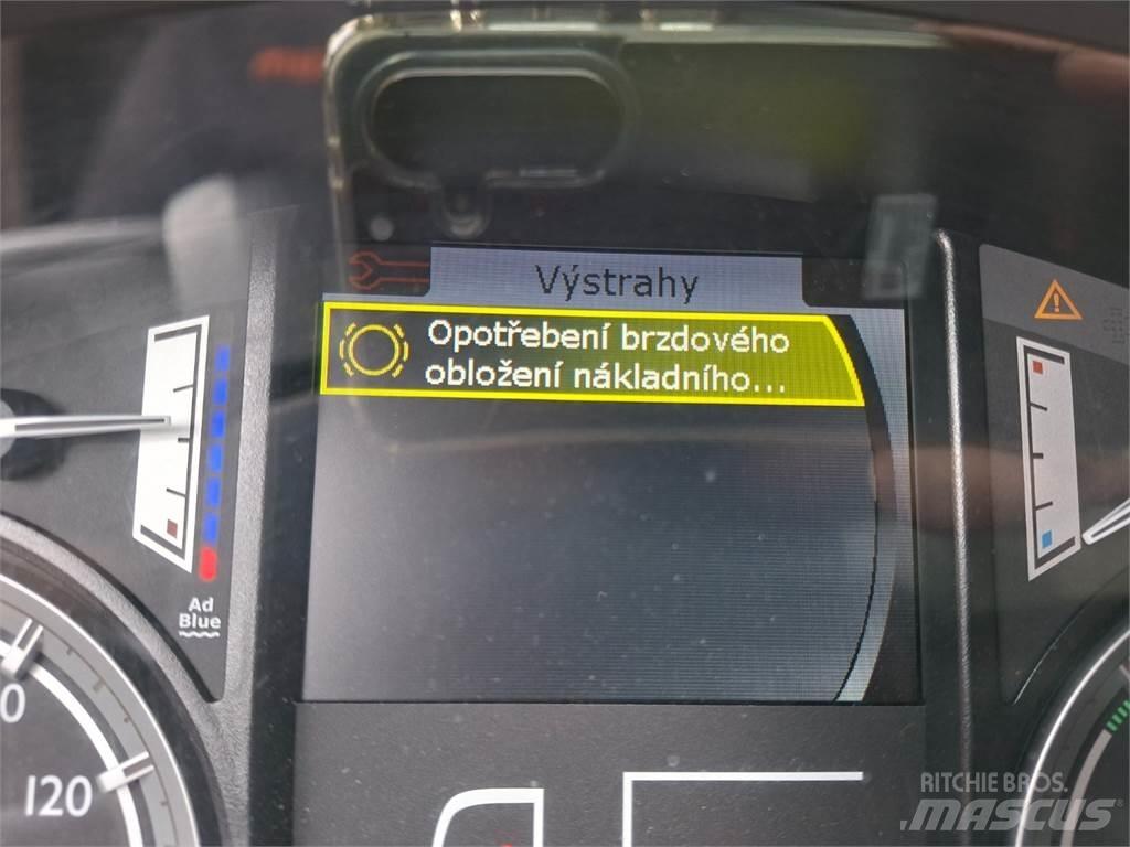 DAF XT 460 FT 牵引车